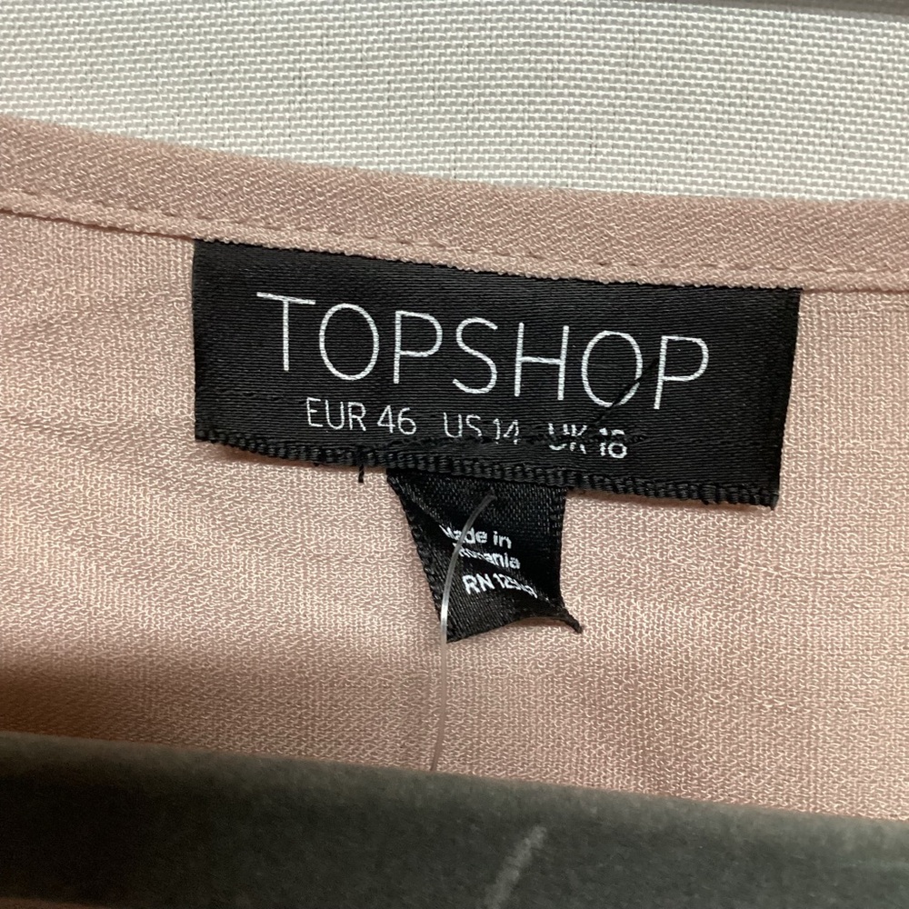 🆕 Top Shop Low V Neck Faux Wrap Balloon Sleeve Top 14 - Picture 3 of 9